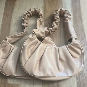 Selling my preloved clutch bag used in wedding.